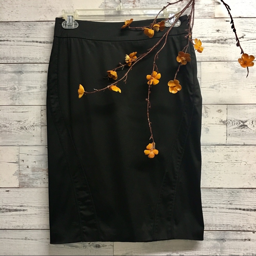 🍁 Esprit black pencil skirt